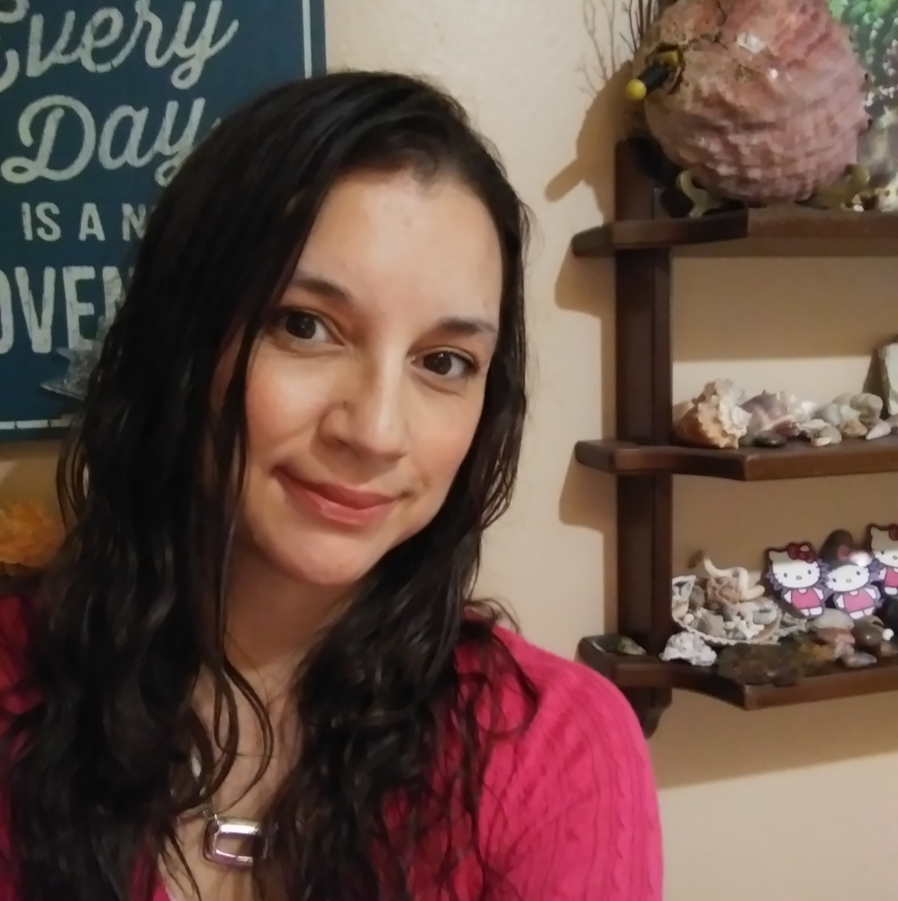 Meet your Posher, Clarissa